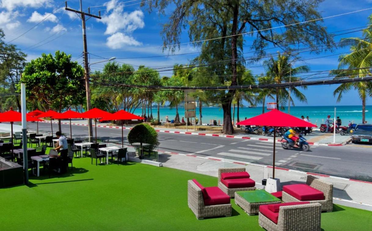 Break Point Hotel Patong Exterior photo